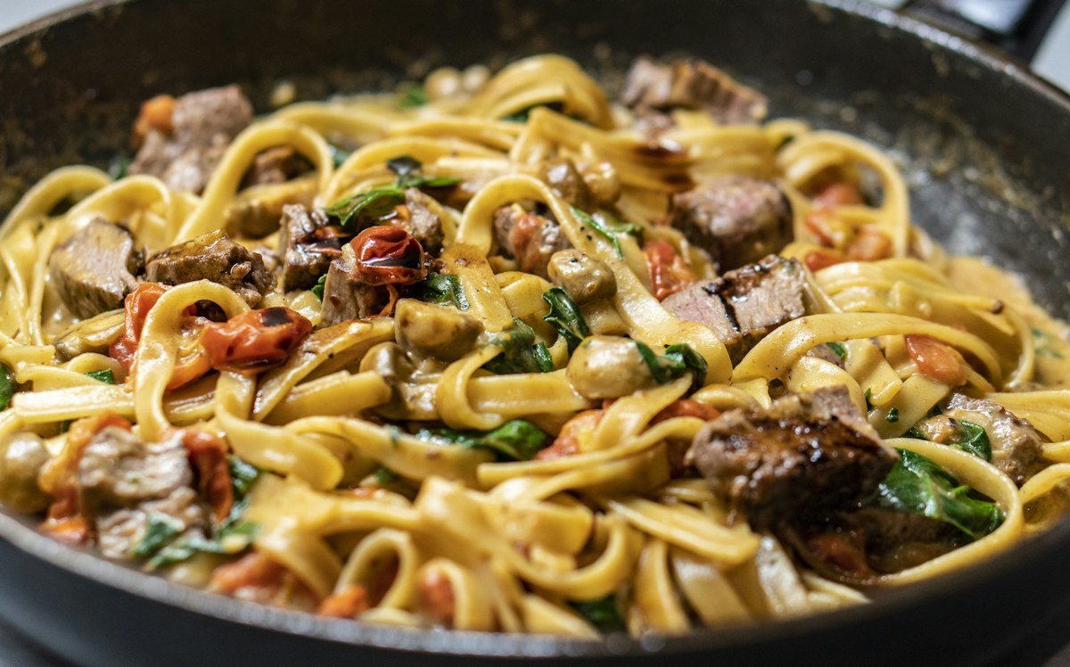 Creamy Garlic Chicken Pasta